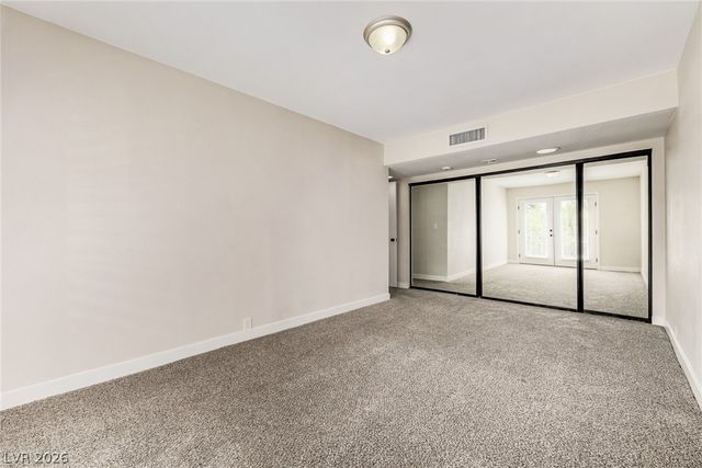 850 Tam O Shanter, Las Vegas, NV 89109