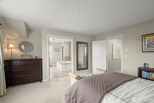 17727 NE 113th Way, Redmond, WA 98052