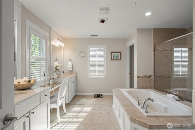 17727 NE 113th Way, Redmond, WA 98052