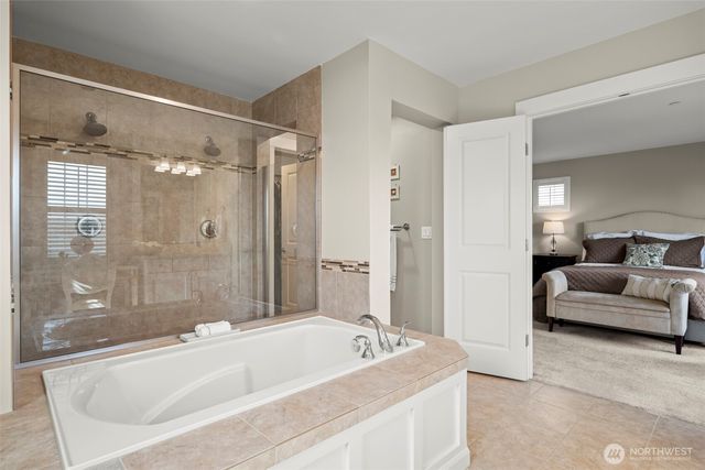 17727 NE 113th Way, Redmond, WA 98052