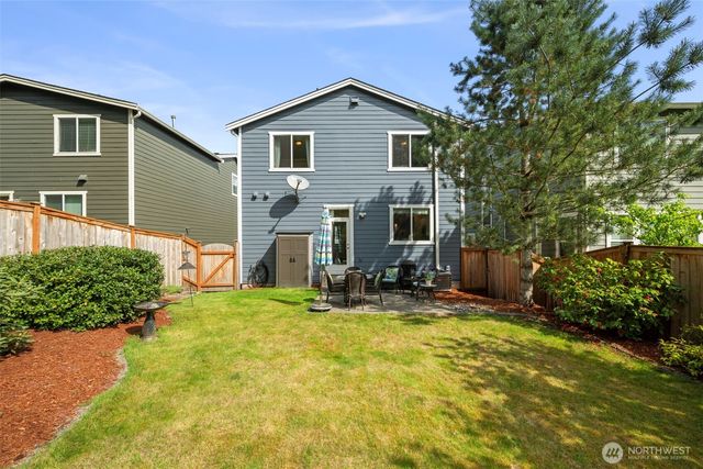 17727 NE 113th Way, Redmond, WA 98052