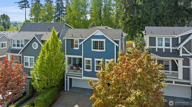 17727 NE 113th Way, Redmond, WA 98052