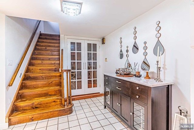 33 Haverhill Avenue, Woodland Park, NJ 07424