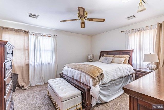 33 Haverhill Avenue, Woodland Park, NJ 07424