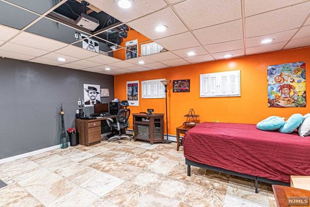 33 Haverhill Avenue, Woodland Park, NJ 07424