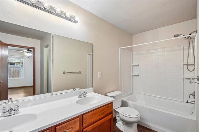 8101 Frye Lane, Oklahoma City, OK 73135