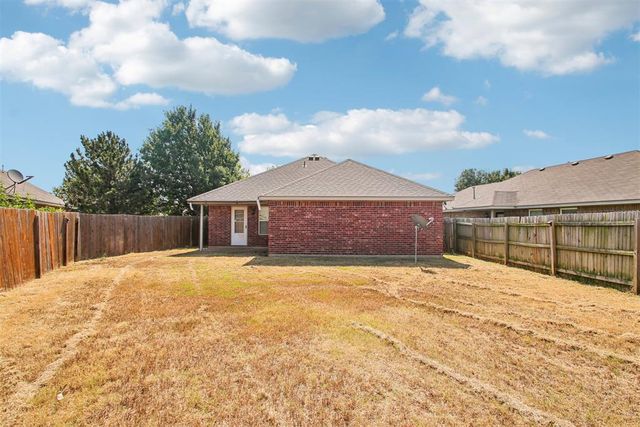 8101 Frye Lane, Oklahoma City, OK 73135