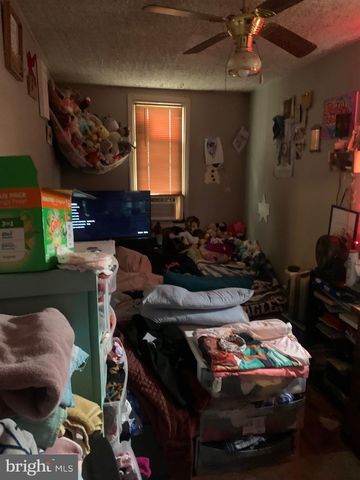 238 MAIN ST, East Greenville, PA 18041