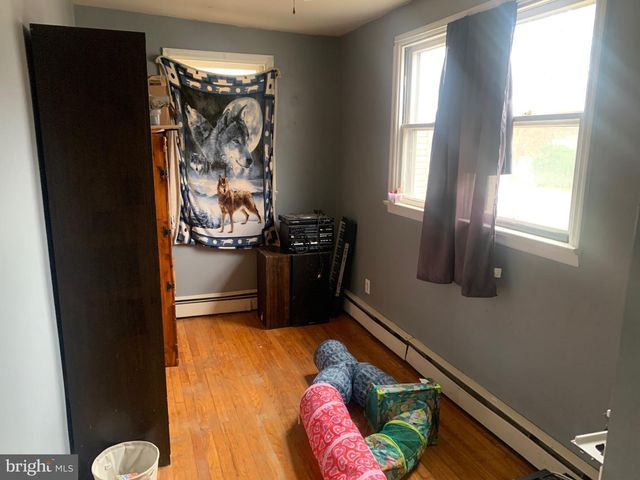 238 MAIN ST, East Greenville, PA 18041