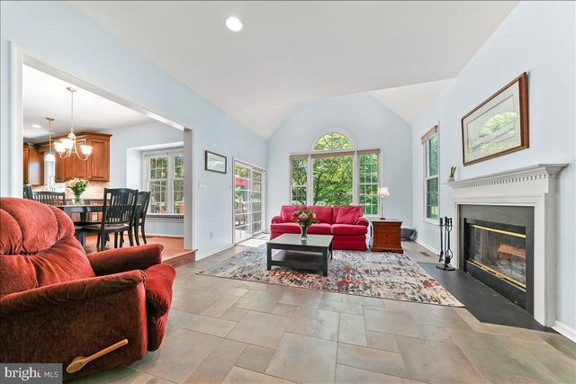 81 ROSEMARY LN, Glenmoore, PA 19343
