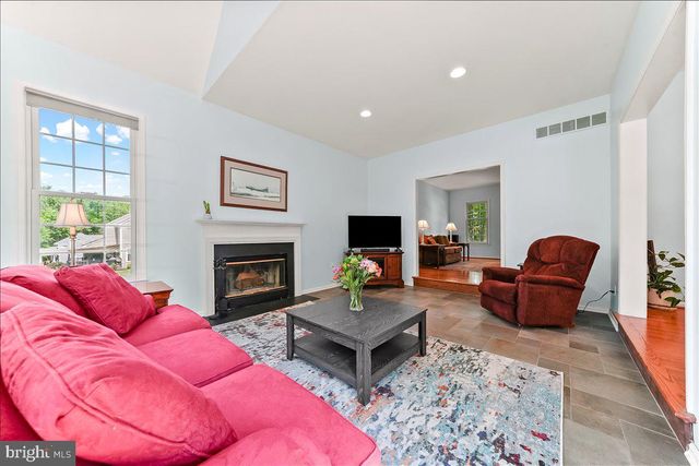 81 ROSEMARY LN, Glenmoore, PA 19343