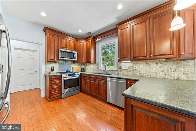 81 ROSEMARY LN, Glenmoore, PA 19343