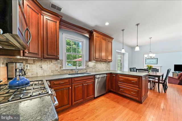 81 ROSEMARY LN, Glenmoore, PA 19343