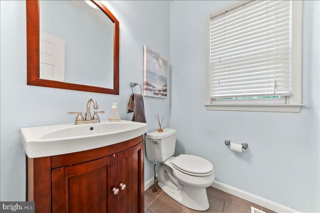 81 ROSEMARY LN, Glenmoore, PA 19343
