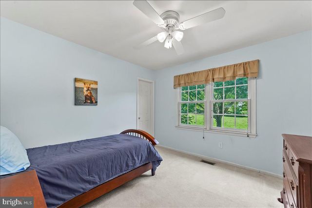 81 ROSEMARY LN, Glenmoore, PA 19343