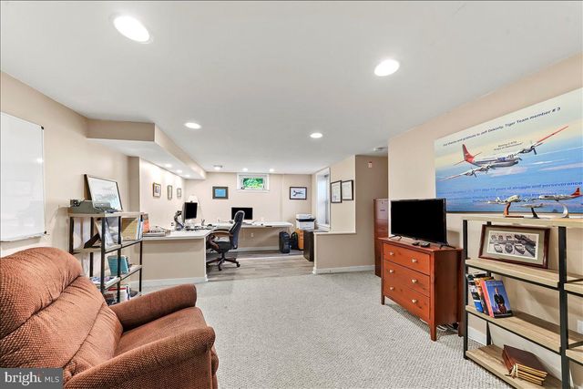 81 ROSEMARY LN, Glenmoore, PA 19343