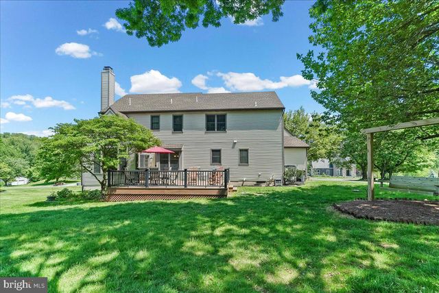 81 ROSEMARY LN, Glenmoore, PA 19343