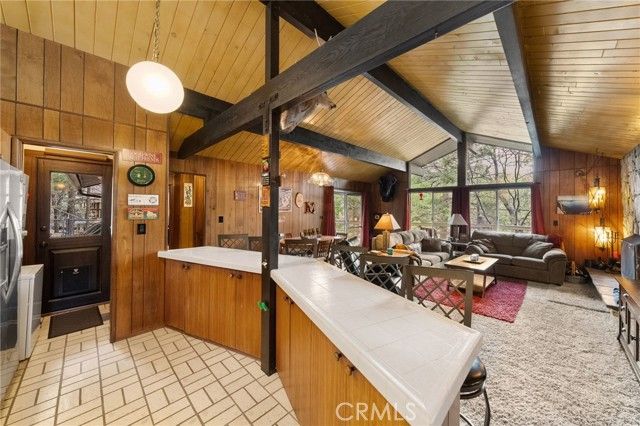 1159 Twin Lakes Drive, Wrightwood, CA 92397