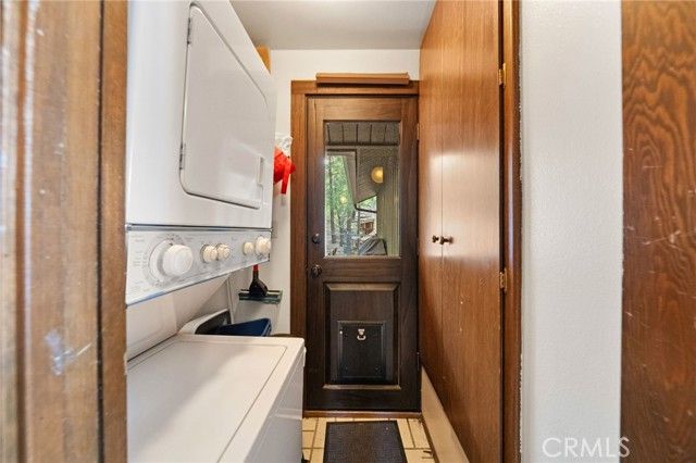 1159 Twin Lakes Drive, Wrightwood, CA 92397