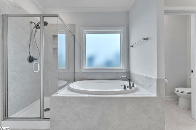 502 Forest Edge Court, Simpsonville, SC 29681