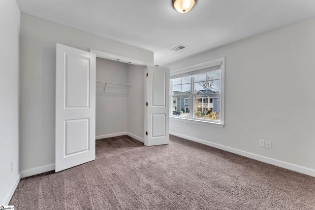 502 Forest Edge Court, Simpsonville, SC 29681