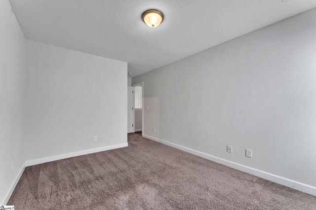 502 Forest Edge Court, Simpsonville, SC 29681