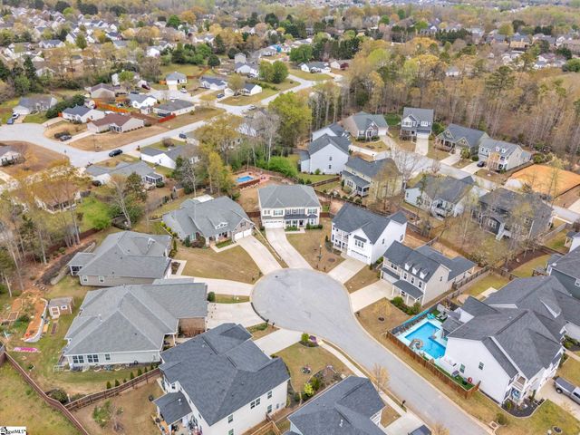 502 Forest Edge Court, Simpsonville, SC 29681