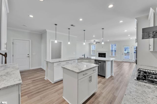 502 Forest Edge Court, Simpsonville, SC 29681