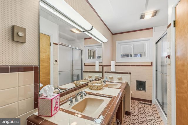 8415 HILDA DR, Salisbury, MD 21804