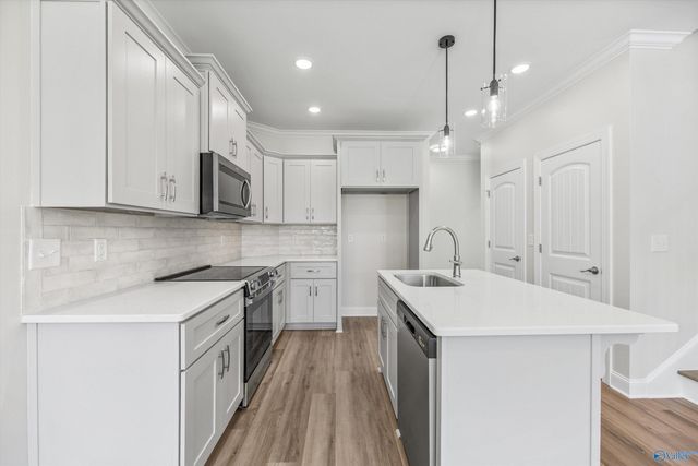 1617 Penn Road SW, Hartselle, AL 35640