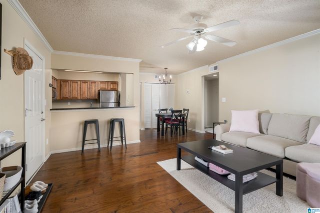 120 15th St E Apt 203, Tuscaloosa, AL 35401