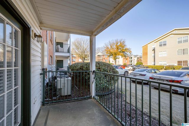 120 15th St E Apt 203, Tuscaloosa, AL 35401