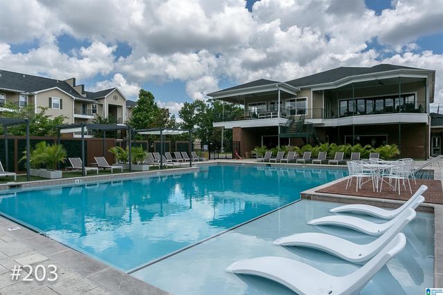 120 15th St E Apt 203, Tuscaloosa, AL 35401