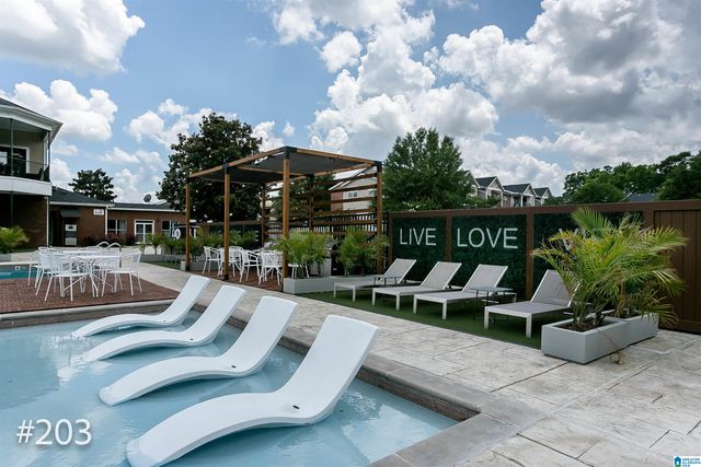 120 15th St E Apt 203, Tuscaloosa, AL 35401