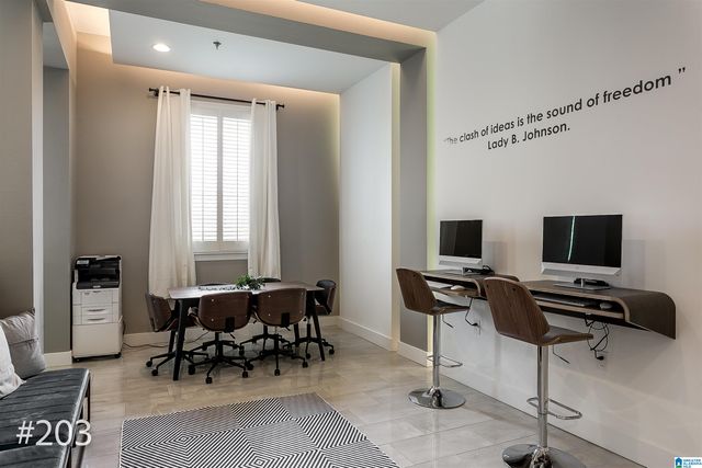 120 15th St E Apt 203, Tuscaloosa, AL 35401