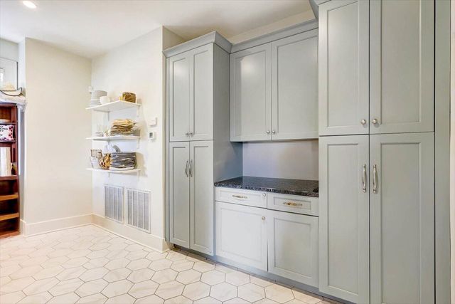709 S Greenwood Avenue S, Chattanooga, TN 37404