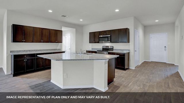 1813 Side Buster TRL, Leander, TX 78641