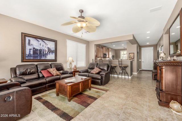 231 W IRONHORSE Lane, San Tan Valley, AZ 85143