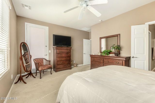 231 W IRONHORSE Lane, San Tan Valley, AZ 85143