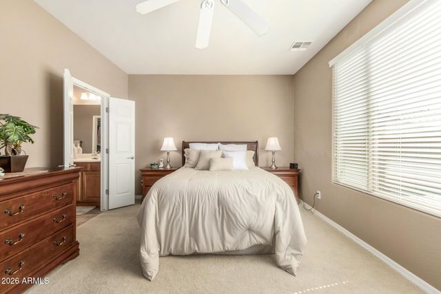 231 W IRONHORSE Lane, San Tan Valley, AZ 85143