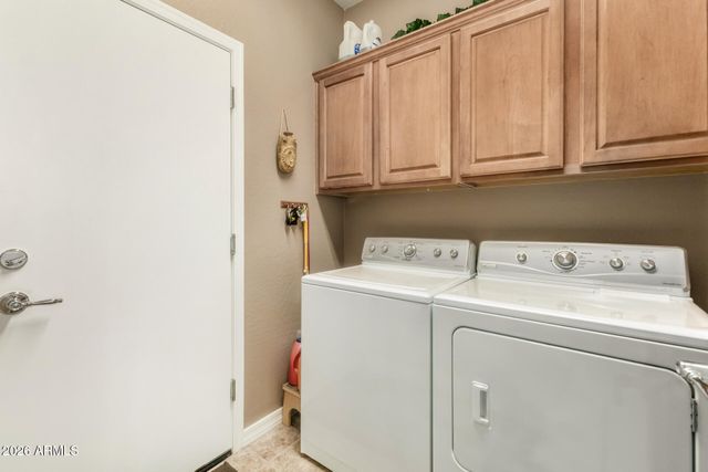 231 W IRONHORSE Lane, San Tan Valley, AZ 85143