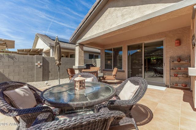 231 W IRONHORSE Lane, San Tan Valley, AZ 85143