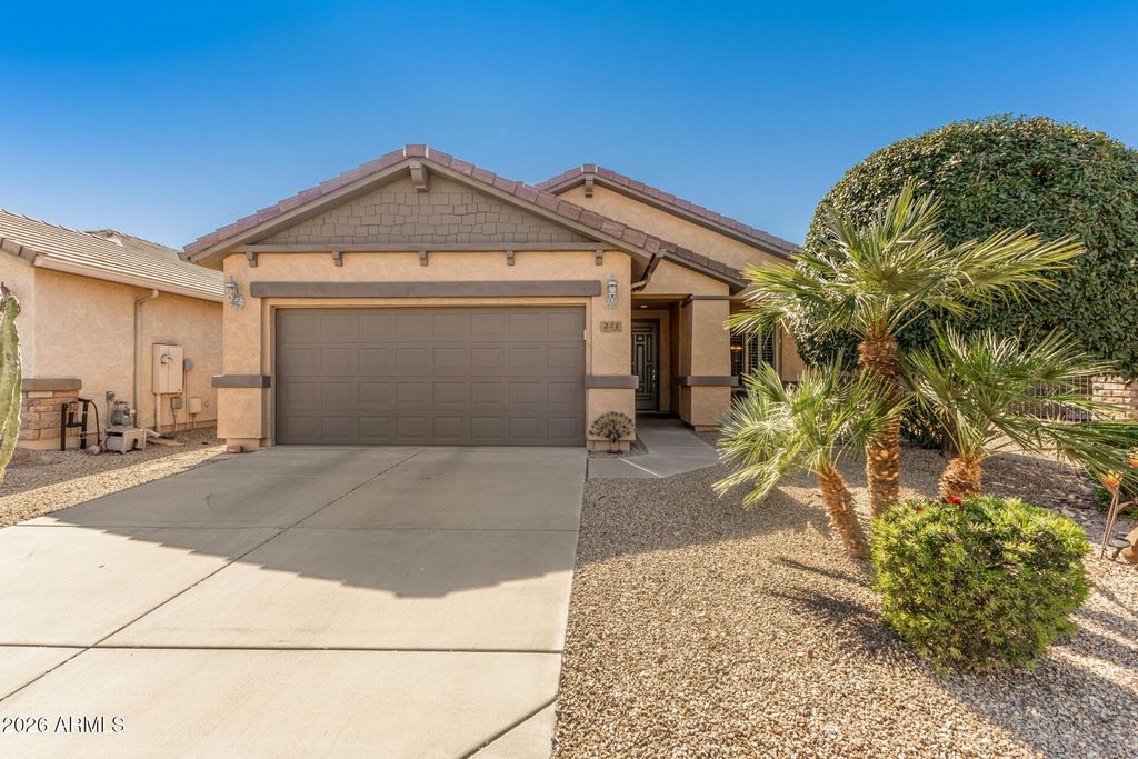 231 W IRONHORSE Lane, San Tan Valley, AZ 85143
