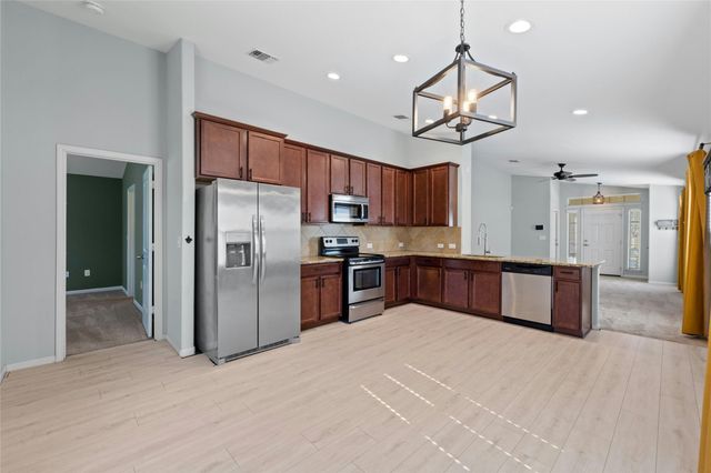 631 Pinnacle DR, Georgetown, TX 78626