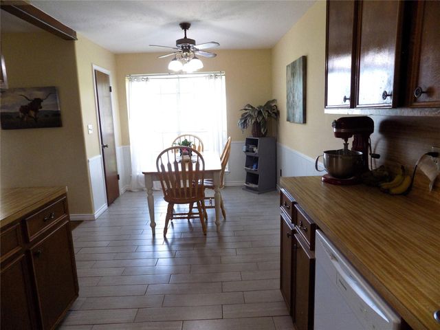 6626 Mildred Road, Needville, TX 77461