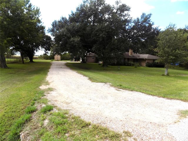 6626 Mildred Road, Needville, TX 77461
