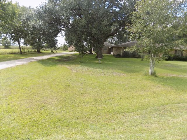 6626 Mildred Road, Needville, TX 77461