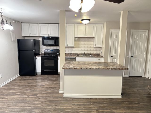 4206 17th Street, 4, Lubbock, TX 79416