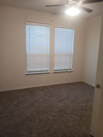 3943 Sidney Lane, Heath, TX 75126