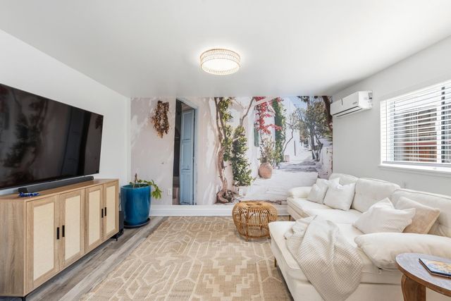 4632 Buckingham, Sacramento, CA 95819
